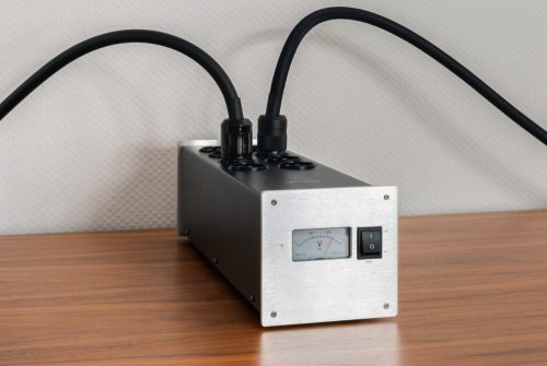 Taga Harmony PF-1000DC egyenáram blokkoló és hálózati szűrő - ezüst  